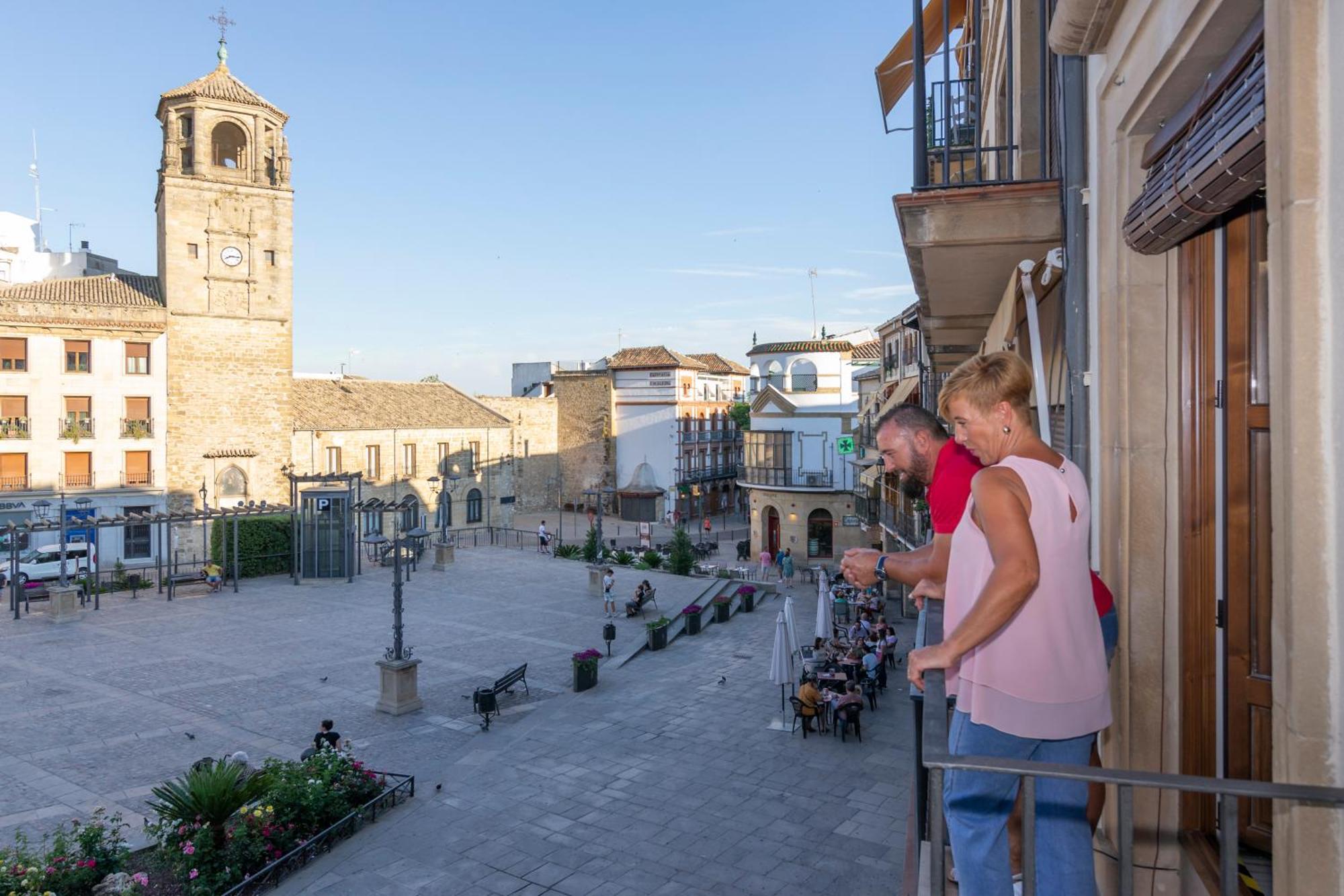 Апартаменты Vivienda Turistica Casa Quevedo Убеда Экстерьер фото
