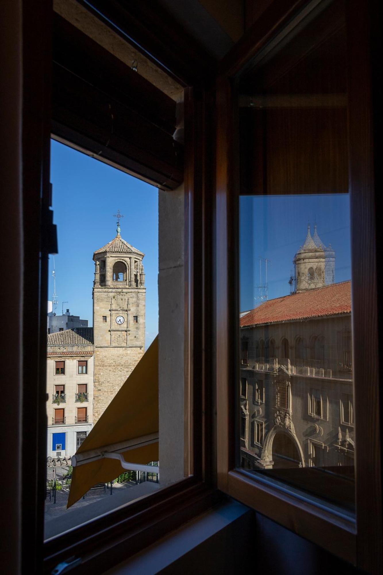 Апартаменты Vivienda Turistica Casa Quevedo Убеда Экстерьер фото